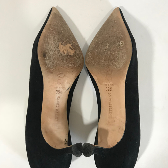 Manolo Blahnik Black Suede Pumps - Picture 4 of 4